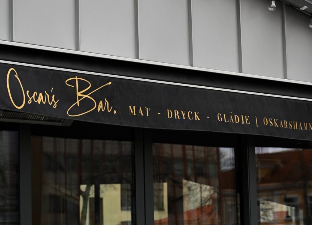 Oscars Bar